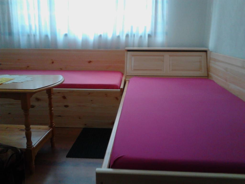 Family Hotel Shisharka Batak Luaran gambar